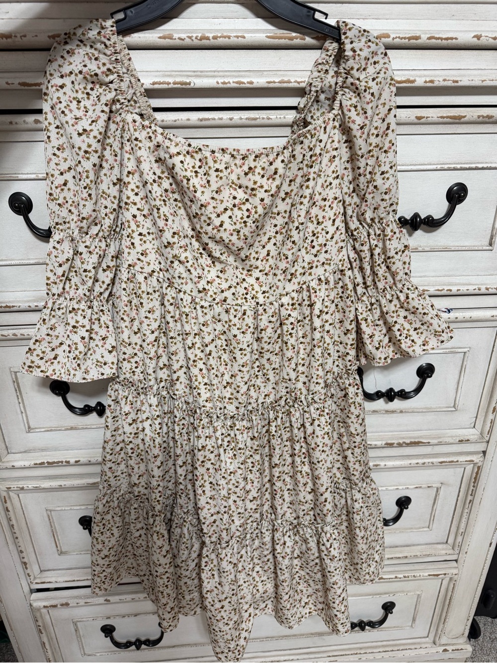 Women’s Cream Floral Tiered Dress